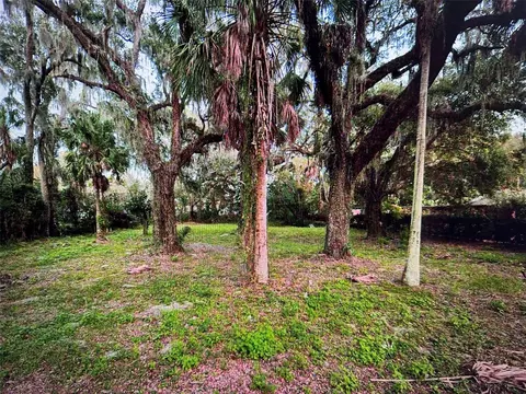 7814 Chapel Ave, Port Richey, FL 34668