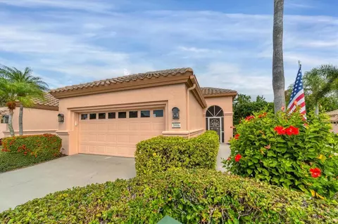 3906 Alamanda Dr, Sarasota, FL 34238