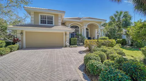 5585 Siesta Estates Ct, Sarasota, FL 34242