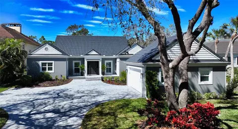 84 Bishops Court Rd, Osprey, FL 34229