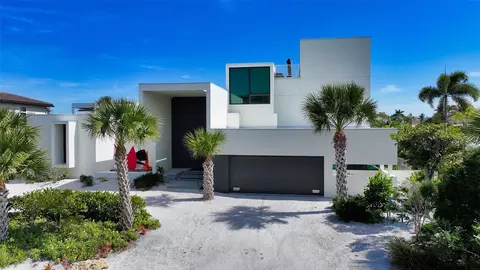 552 Ranger Ln, Longboat Key, FL 34228