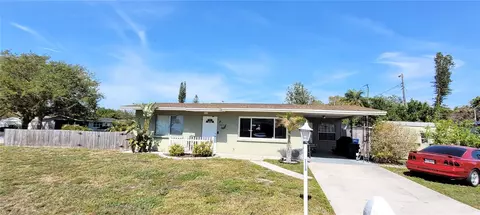 1611 58th Avenue Dr W, Bradenton, FL 34207