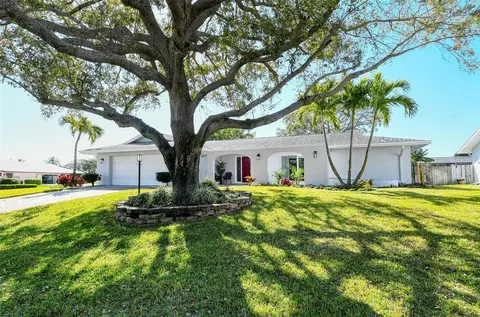 6801 13th Ave W, Bradenton, FL 34209