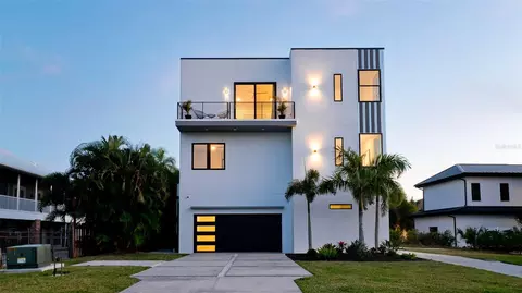 8201 17th Ave W, Bradenton, FL 34209