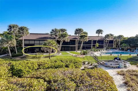 5635 Gulf Of Mexico Dr #105, Longboat Key, FL 34228