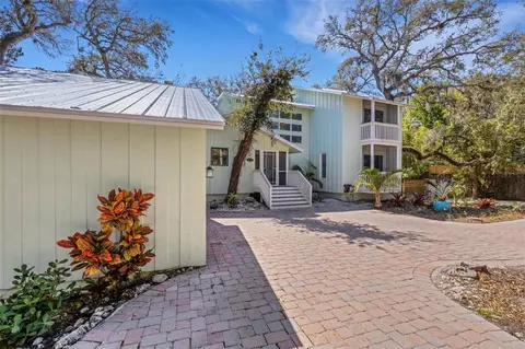5310 Hidden Harbor Rd, Sarasota, FL 34242