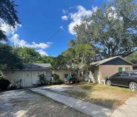 5830 3rd St E, Bradenton, FL 34203
