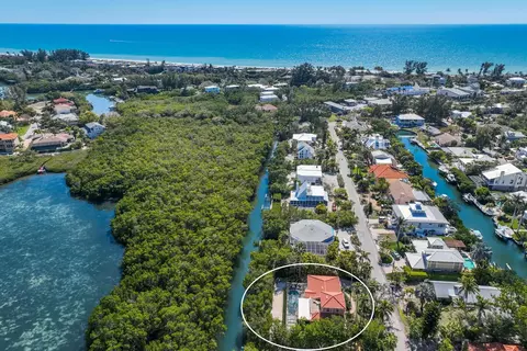 710 Penfield St, Longboat Key, FL 34228