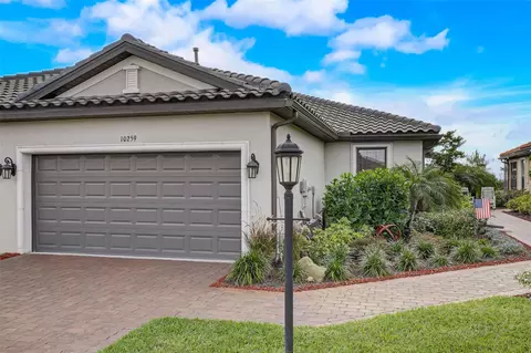 10259 Morning Mist Ln, Sarasota, FL 34241