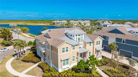 271 Saint Lucia Dr #101, Bradenton, FL 34209