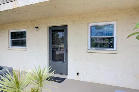 2220 Stickney Point Rd #511, Sarasota, FL 34231