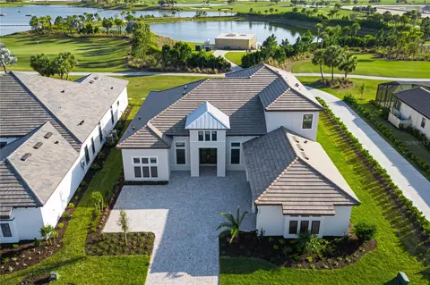 3884 Santa Caterina Blvd, Lakewood Ranch, FL 34211