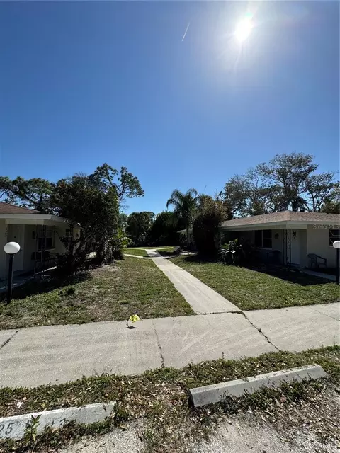 125 127 Avenida De Bahia, Nokomis, FL 34275