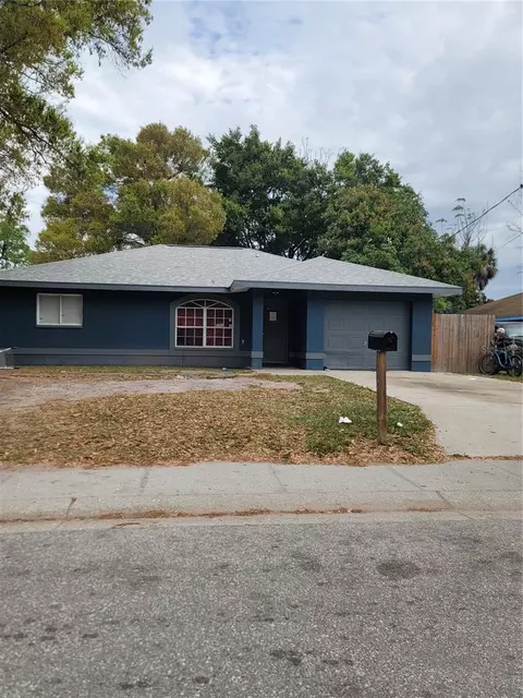 136 12th St W, Palmetto, FL 34221