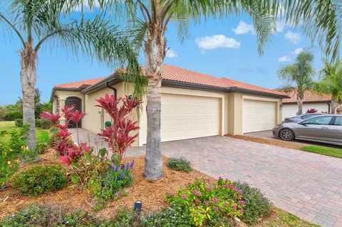 23960 Skyflower Ct, Venice, FL 34293