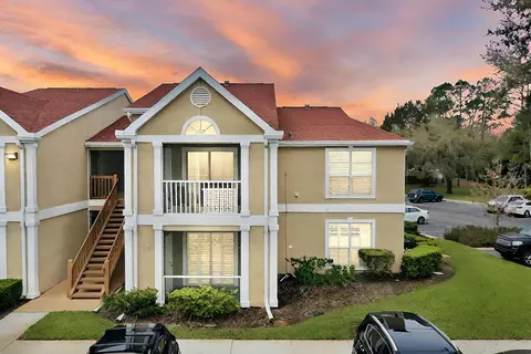 9481 Highland Oak Dr #315, Tampa, FL 33647