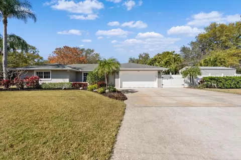 208 79th St W, Bradenton, FL 34209