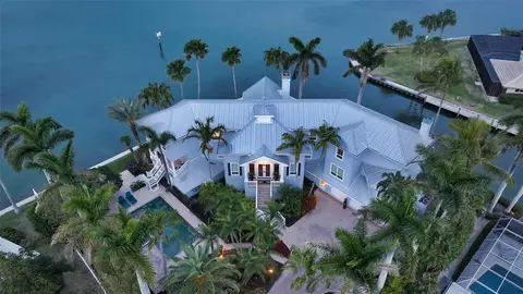 786 Norton St, Longboat Key, FL 34228