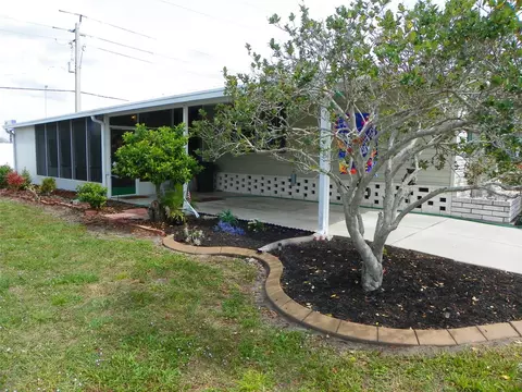 5316 53rd Ave E #F6, Bradenton, FL 34203