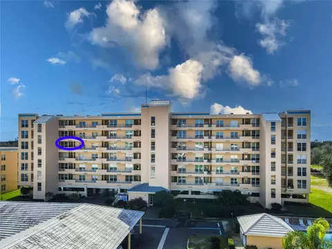 4460 Fairways Blvd #402, Bradenton, FL 34209