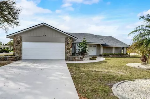 18 Clintwood Ave, Englewood, FL 34223