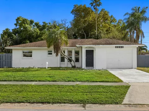 3226 Campbell St, Sarasota, FL 34231
