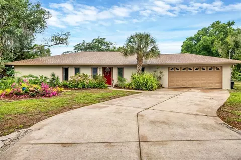 8910 Phyliss Ave, Sarasota, FL 34231