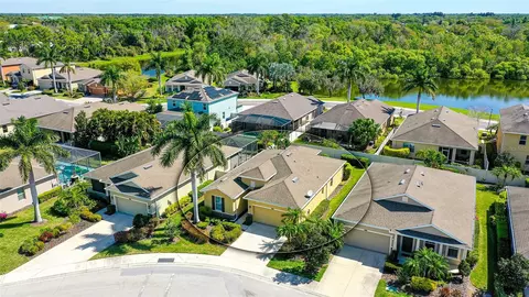 8392 Karpeal Dr, Sarasota, FL 34238