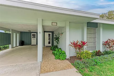 3647 Collins St #1227, Sarasota, FL 34232