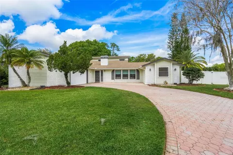 3910 De Foe Sq, Sarasota, FL 34241