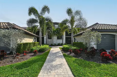 5614 Palmer Cir #105, Bradenton, FL 34211