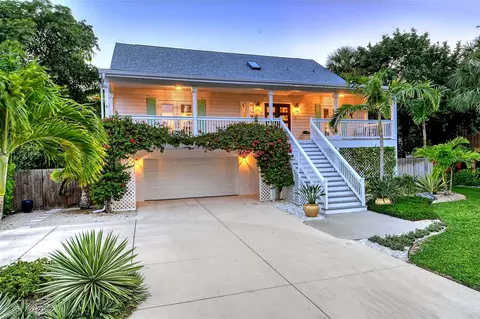 3458 Anglin Dr, Sarasota, FL 34242