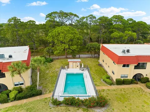 209 Rubens Dr #E, Nokomis, FL 34275