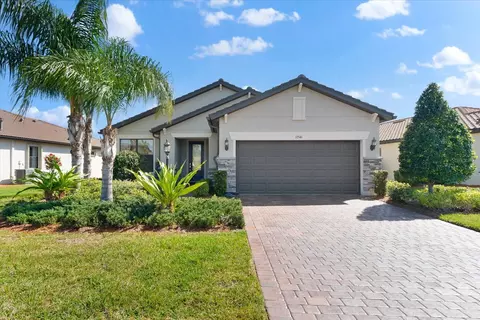 17541 Colebrook Cir, Lakewood Ranch, FL 34202