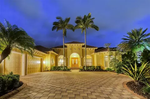 7590 Preservation Dr, Sarasota, FL 34241