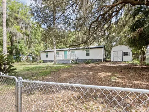12445 SE 126th Ct, Ocklawaha, FL 32179