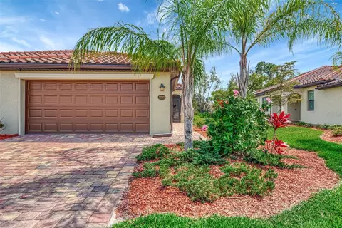 12181 Amica Loop, Venice, FL 34293