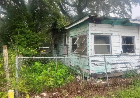 38719 Dixie Dr, Dade City, FL 33525