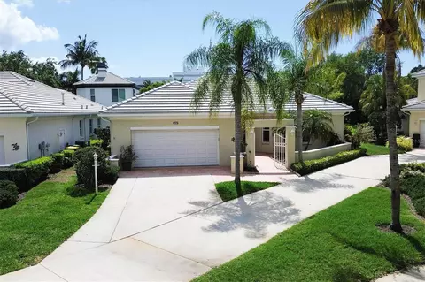 1225 Holly Fern Ln, Sarasota, FL 34239