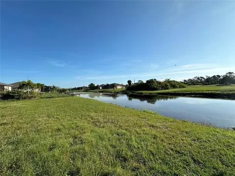 194 W Pine Valley Ln, Rotonda West, FL 33947