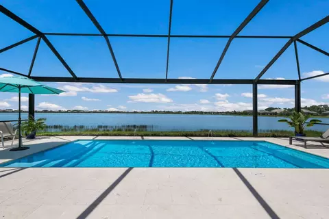 7753 Mainsail Ln, Sarasota, FL 34240