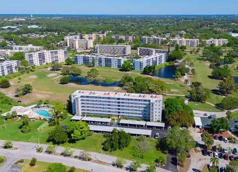 4240 Ironwood Cir #301AA, Bradenton, FL 34209