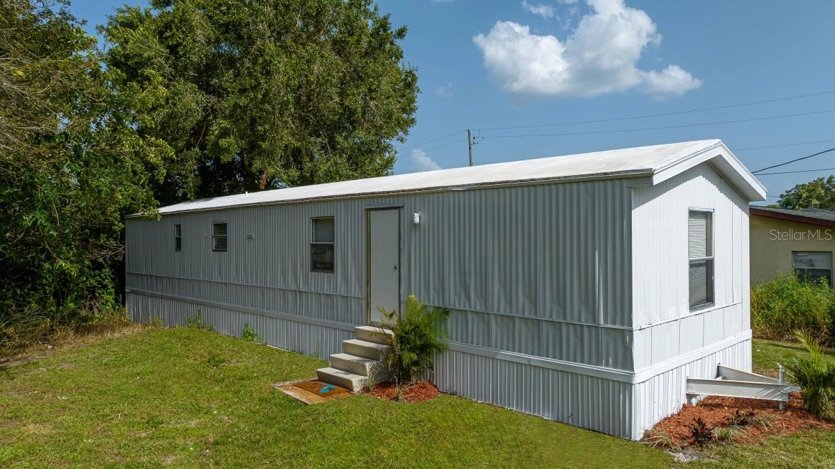 1086 Pierce St, Moore Haven, FL 33471 photo 1