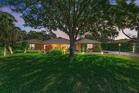 2387 Landings Cir, Bradenton, FL 34209