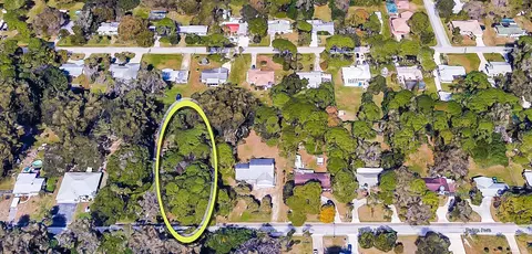 Palm Avenue, Nokomis, FL 34275