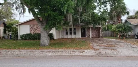 5808 Whistlewood Cir, Sarasota, FL 34232