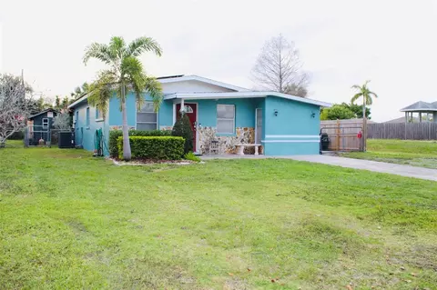 1221 22nd Ave W, Palmetto, FL 34221