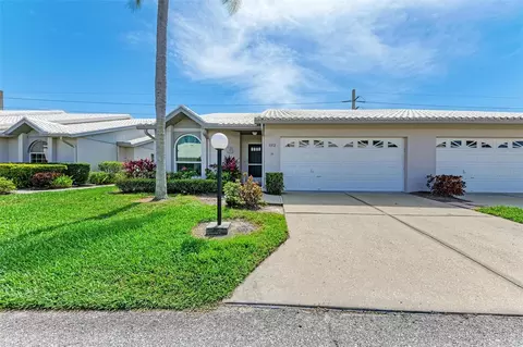 5372 Pamela Wood Way #7, Sarasota, FL 34233