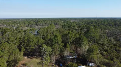 1302 NE 5th St, Carrabelle, FL 32322