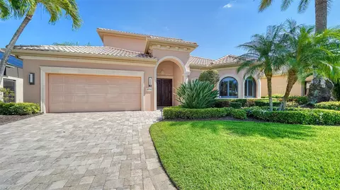8809 Enclave Ct, Sarasota, FL 34238